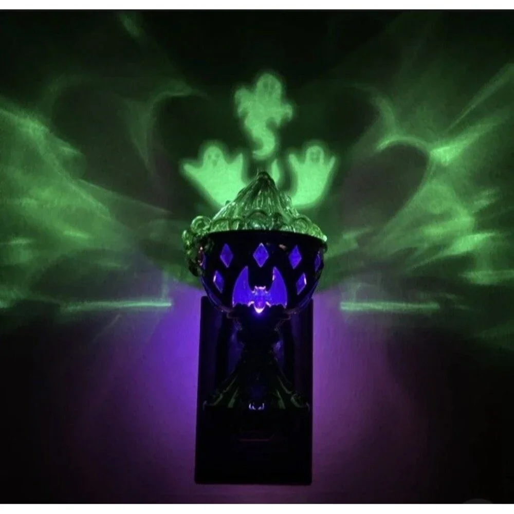 Bath and Body Works Wallflowers Plug In Ghostly Goblet Chalice Projector 2023